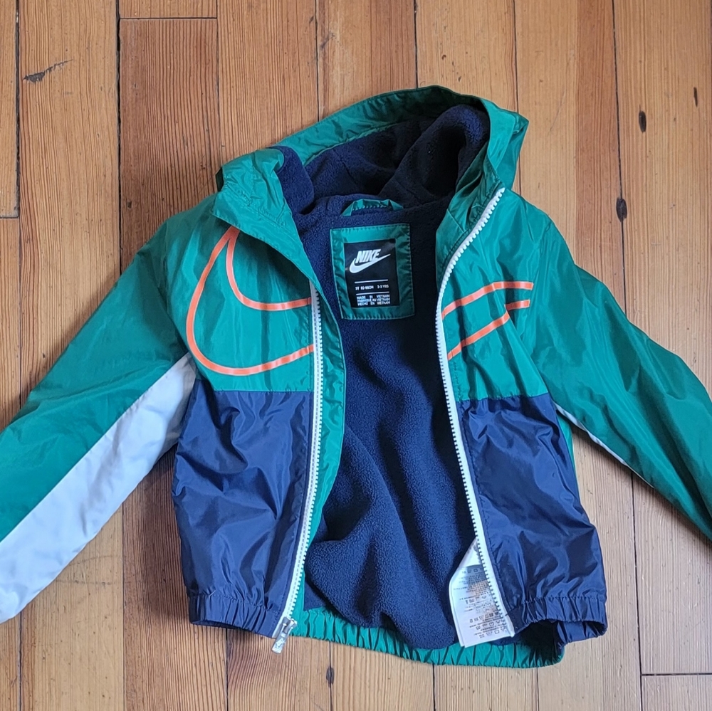 Nike wind breaker jacket